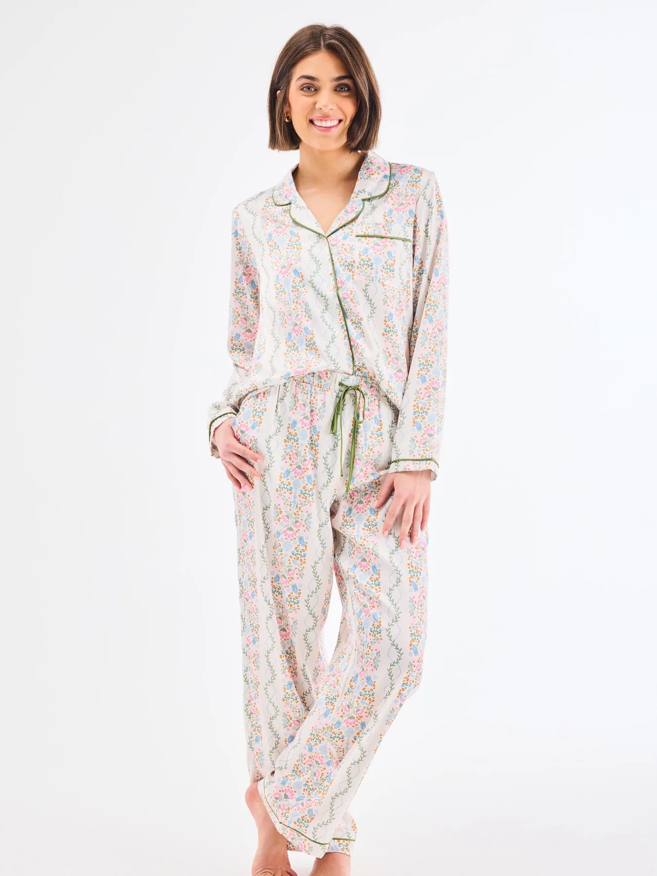 Women's Charlotte Satin Pants Set | Ivy Lane Ivory