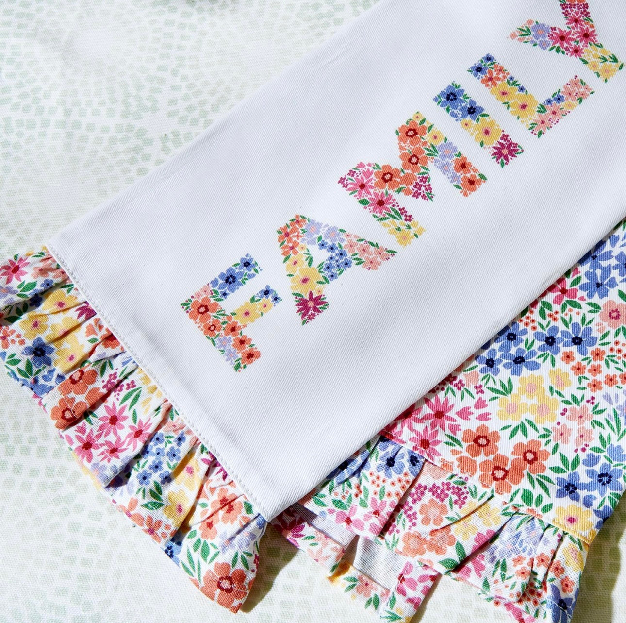 Blooms Set of 2 Floral Pattern Dish Towels with Ruffle
