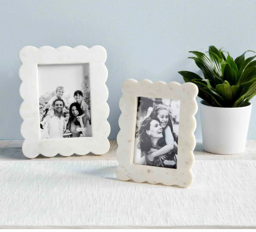 Scalloped Marble Frame