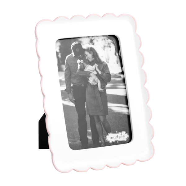 Scalloped Resin Frame